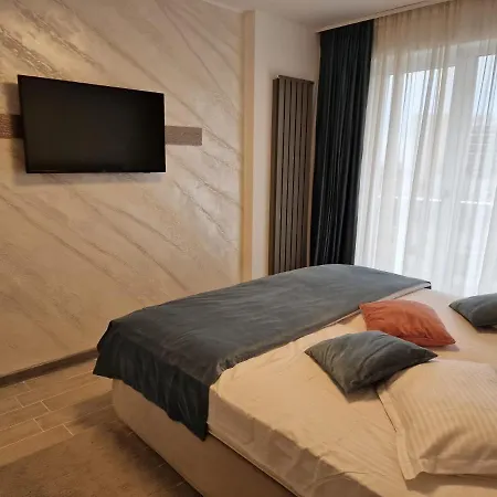 Apartment Livia Navodari